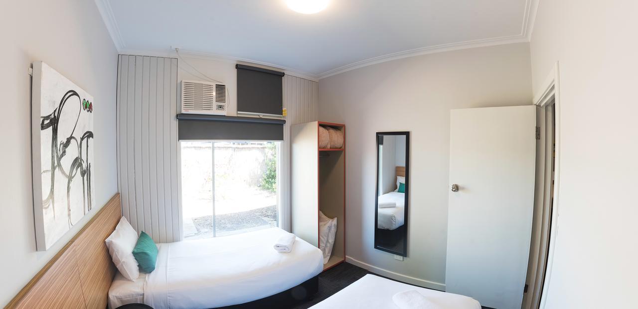 Links Hotel Seaton Екстер'єр фото