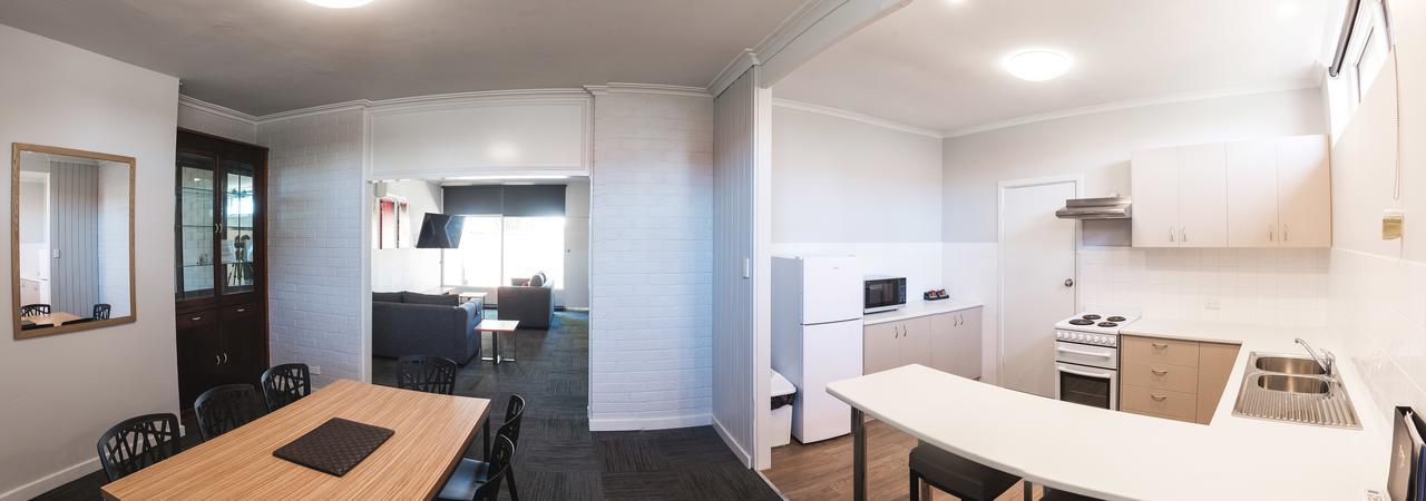 Links Hotel Seaton Екстер'єр фото