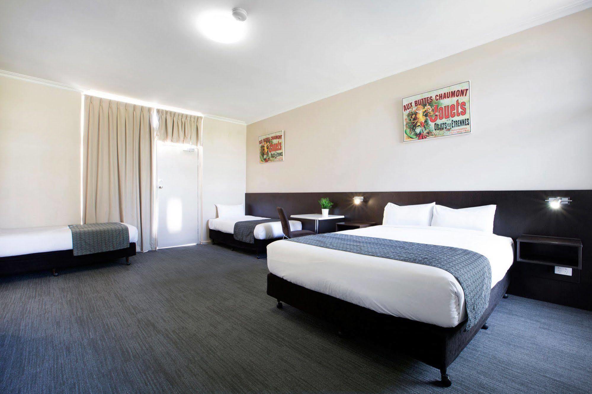 Links Hotel Seaton Екстер'єр фото