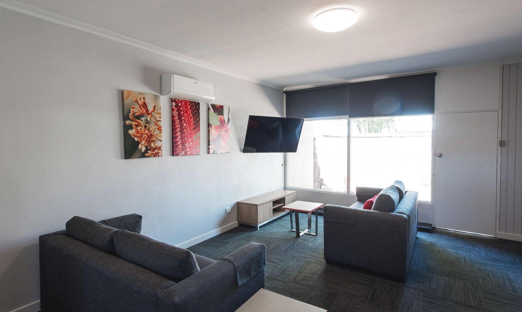 Links Hotel Seaton Екстер'єр фото