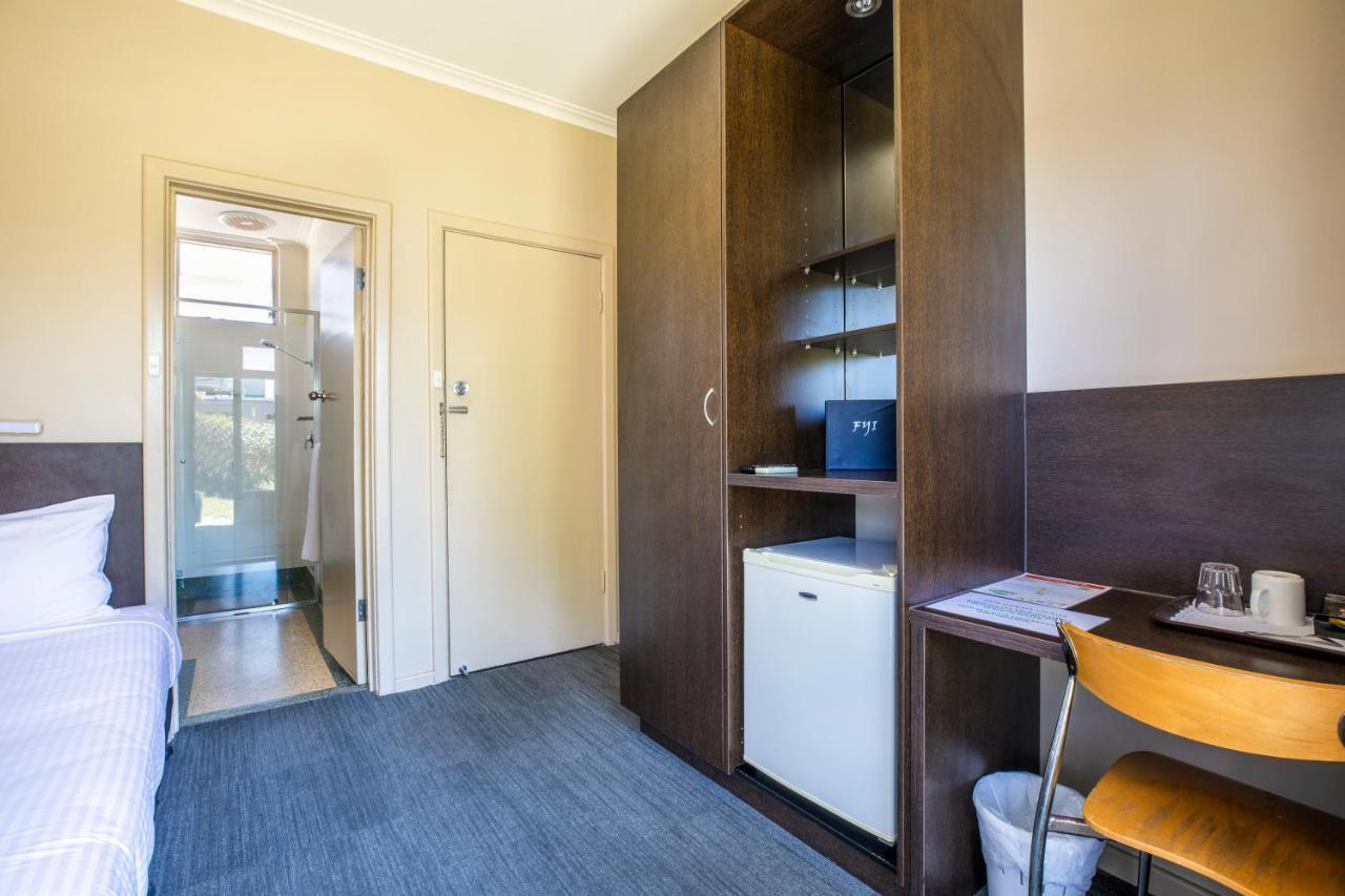 Links Hotel Seaton Екстер'єр фото