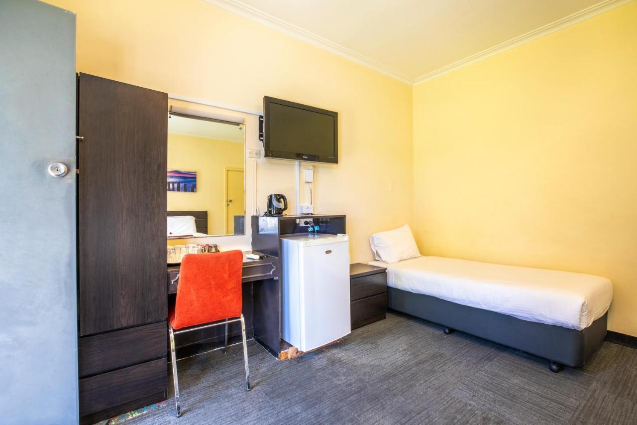 Links Hotel Seaton Екстер'єр фото